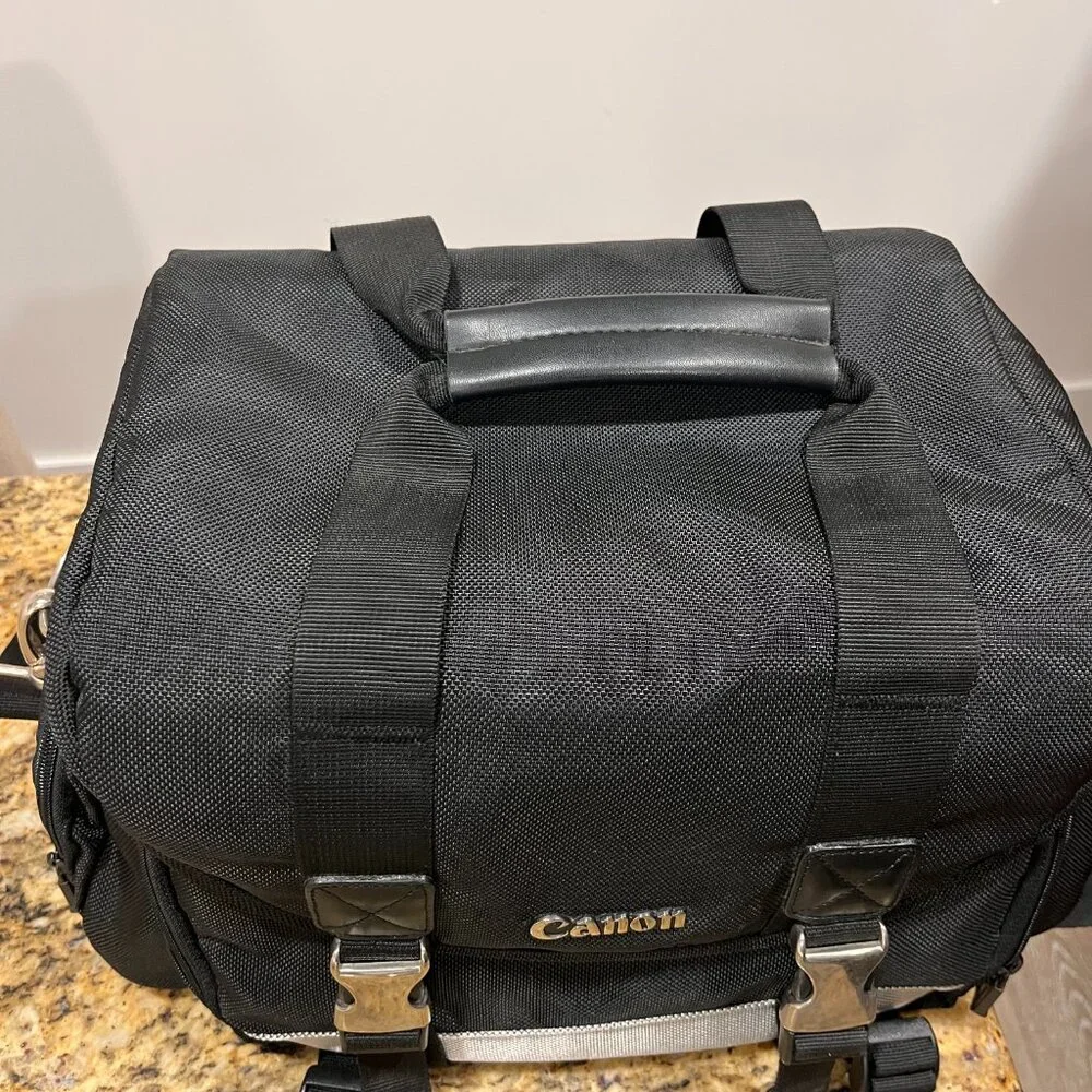 Canon 200DG Digital Gadget Camera Bag